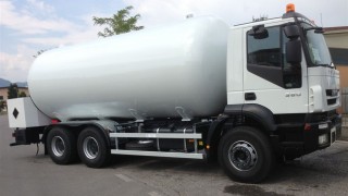 Bobtail Road Tanker